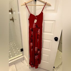 Free people red maxi dress. NWT. Size S